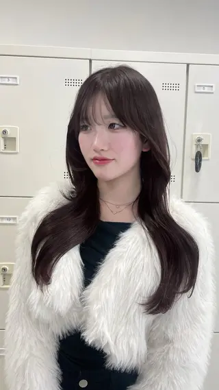 ロング mayu/ブリーチ/ layer/似合わせのヘアスタイル