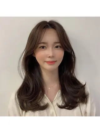 セミロング 髪質改善×韓国ヘア HIROのヘアスタイル