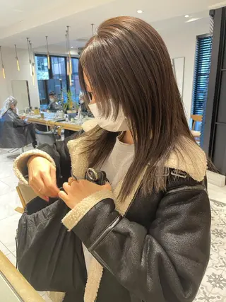 セミロング カラー ラベンダー/レイヤー スタイル🤎mamiのヘアスタイル