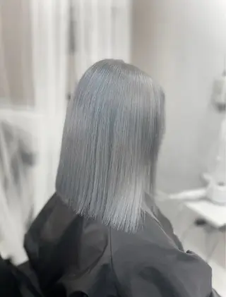 ミディアム カラー GaKu/ハイトーン /ブリーチ/ブロンドのヘアスタイル