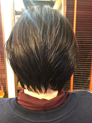 ショート 長谷川 薫のヘアスタイル
