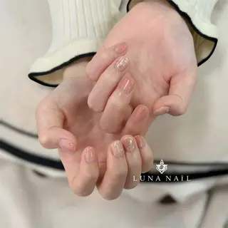 ネイル アトリエ　ミモザ所属・いまむら あかりのネイルデザイン