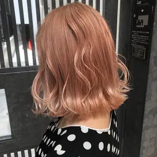 ミディアム ケリーズグリーン所属・ボブ/艶ハイトーン 森田/嵩士のヘアスタイル