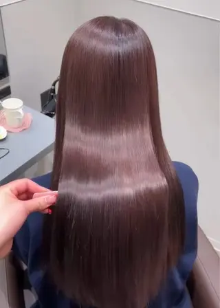 ロング 河西 彩香/ブリーチカラーのヘアスタイル