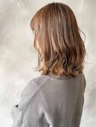 カラー classika所属・classika Kayoのヘアスタイル
