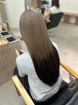 ロング カラー noa  🦋 ブリーチ/暖色のヘアスタイル
