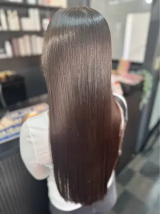 ロング 冨吉 咲笑のヘアスタイル