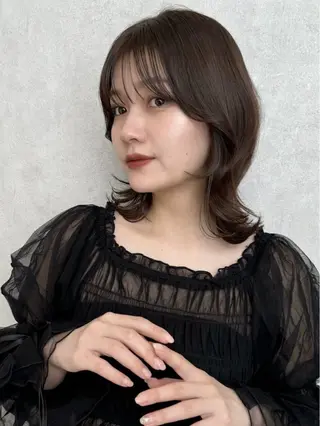 ミディアム Hello by Sea所属・レイヤー/艶髪/ボブ /くびれ/伊藤　勇司のヘアスタイル