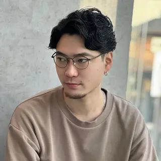 ショート カラー パーマ メンズ メンズ支持No. 1 🥇メンズ特化吉田のヘアスタイル