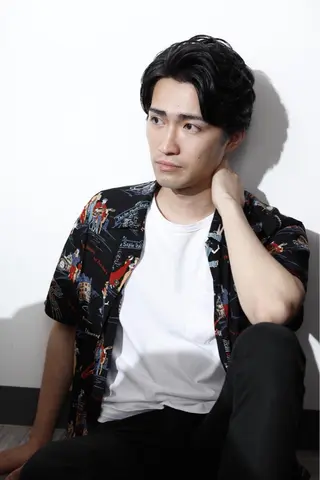 ミディアム メンズ 染谷 周のヘアスタイル
