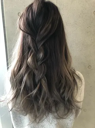 ロング カラー 松本 明日可のヘアスタイル