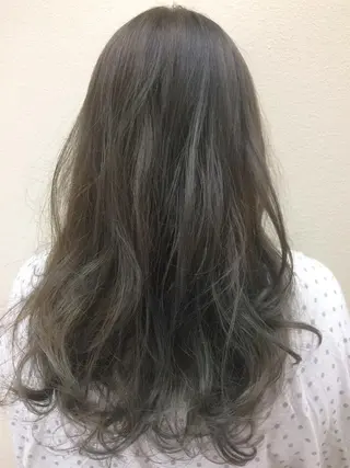 カラー 龍 門のヘアスタイル