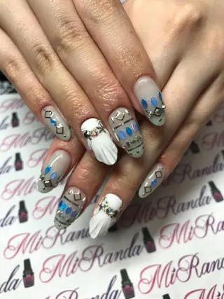 ネイル MiRanda Nail所属・MiRanda 保坂 舞のネイルデザイン