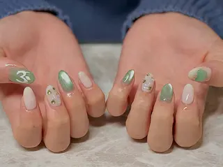 ネイル 🐾佐藤 りえ🐾のネイルデザイン