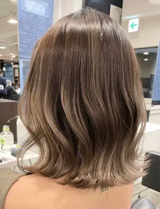 ミディアム RETOUCH by fifth銀座所属・fifth 縮毛矯正 パーマカラー岡村優作のヘアスタイル