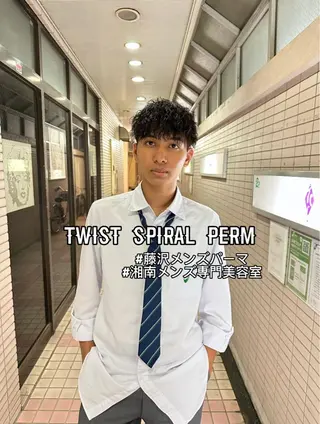 ショート パーマ メンズ パーマ職人 渡邊　優雅のヘアスタイル