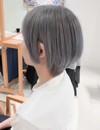 ショート カラー Days 透明感カラーのヘアスタイル