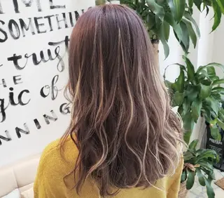 セミロング カラー Luana 矢場町のヘアスタイル