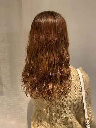 ロング パーマ 多河 遥のヘアスタイル