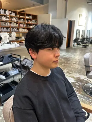 ショート パーマ メンズ 喜友名 夏海のヘアスタイル