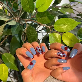 ネイル ☁️BLITZ 🎀笠原雪音🎀のネイルデザイン