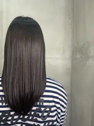 カラー 益 佑夏のヘアスタイル