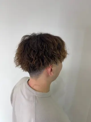 パーマ メンズ tomona 𝜗𝜚のヘアスタイル