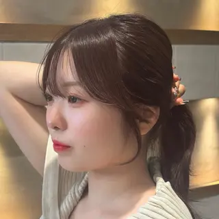 セミロング カラー zina渋谷所属・韓国レイヤー顔周り カット髪質改善しゅんのヘアスタイル