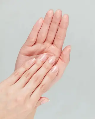 ネイル chill所属・白井 愛菜のネイルデザイン