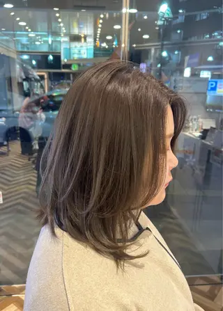 ミディアム カラー ナルミ ケイスケのヘアスタイル