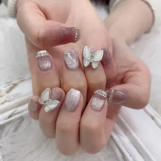 ネイル 🦋ネイルサロン ブラン🌈ゆりのネイルデザイン