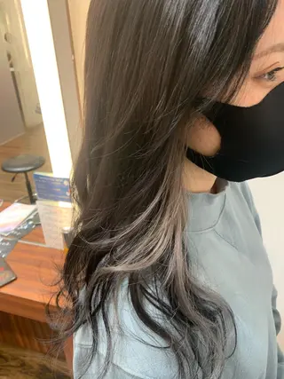 カラー ダメージレスブリーチ HIROSHIのヘアスタイル