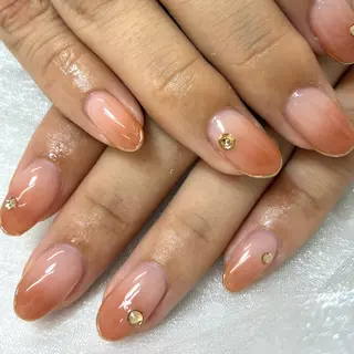 ネイル Nail salon s.k.所属・Nailist. emiのネイルデザイン