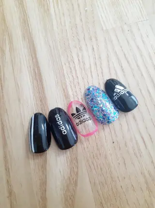 ネイル 鈴木 憂維のネイルデザイン