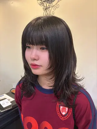 ミディアム Fukuma Karinのヘアスタイル