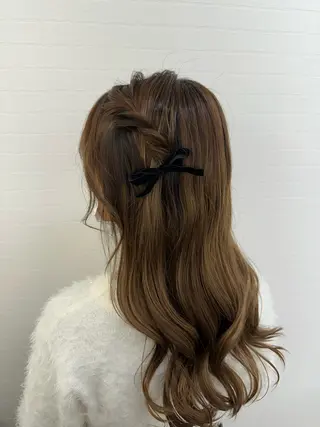 ヘアアレンジ 艶髪/ブリーチなし Wカラー🌺yuiのヘアスタイル