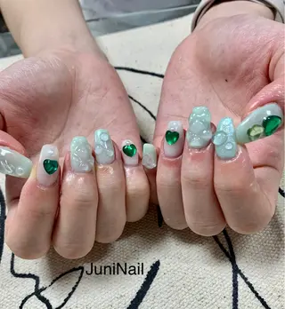 ネイル JuniNail 주니네일🇰🇷suのネイルデザイン