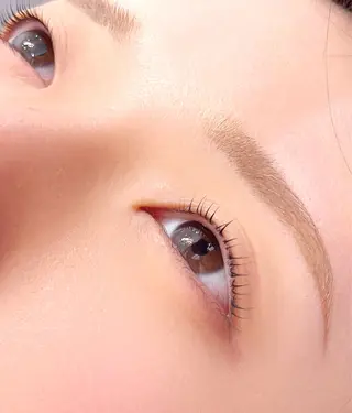 マツエク・マツパ REGINA (レジーナ)所属・REGINA アイラッシュ/ネイルの眉毛・アイブロウイメージ