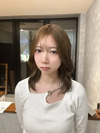 ショート La fith hair ray 札幌店所属・顔まわり/W カラー/リョウのヘアスタイル