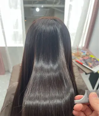 ロング カラー Lampsi Yukiのヘアスタイル