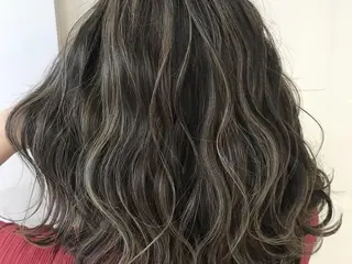 ロング カラー パーマ ヘアアレンジ ブリーチ&似合せボブ 田中寛十のヘアスタイル