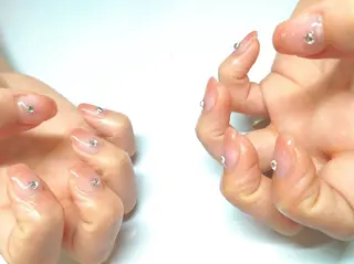 ネイル 鐙 桃華のネイルデザイン