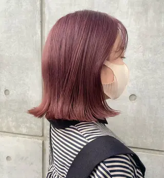 ミディアム カラー ボブ／レイヤー／艶 🦕risa  森下のヘアスタイル