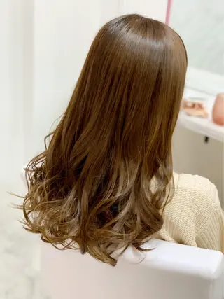 ロング カラー ✨ハイトーン✨透明感 ✨生神　優季のヘアスタイル