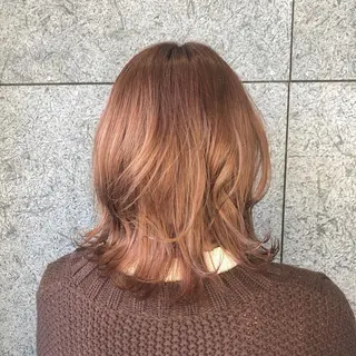 セミロング カラー カトウ ユウカのヘアスタイル