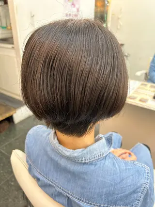 ショート 髪質改善⭐️縮毛 🫧内藤紅葉のヘアスタイル