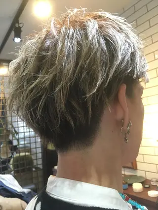 ショート メンズ KLATZ&POUL（クラッツ&ポール）所属・富田 俊介 KLATZ&POULのヘアスタイル