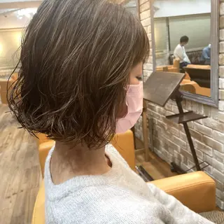 ショート パーマ eyesburg W/est所属・ショート 村上のヘアスタイル