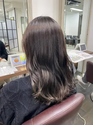 セミロング 月野涼風 /レイヤーカットのヘアスタイル