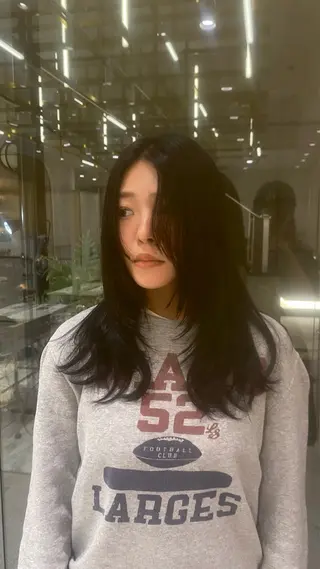 セミロング [ ]Shiro シロ 熊谷 美容室所属・韓国系レッドカラー mikuのヘアスタイル